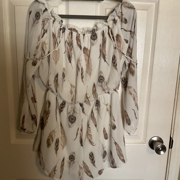🪶NWT Altar’d State Ivory/Brown Feather 🪶 Romper 🪶 - Picture 6 of 8